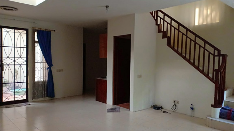 Disewakan Townhouse di Taman Permata Hijau - Lippo Karawaci