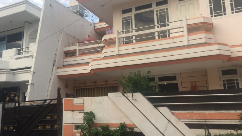 Dijual Rumah Tinggal di Green Garden, Jakarta Barat