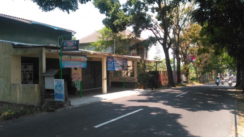 Rumah usaha sleman yogyakarta strategis