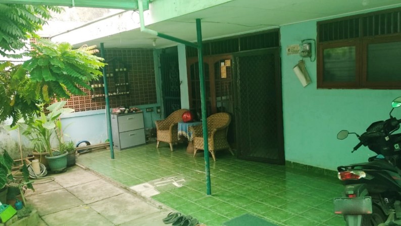 Rumah Nyaman dan Siap Huni di Kawasan Kebayoran lama, Jakarta Selatan