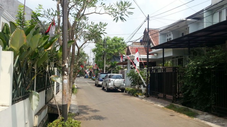 Rumah Bagus Di Camar, Bintaro Jaya Sektor 3