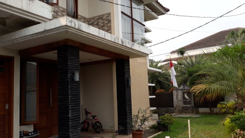 Rumah Dengan Lokasi Oke Di Cinere