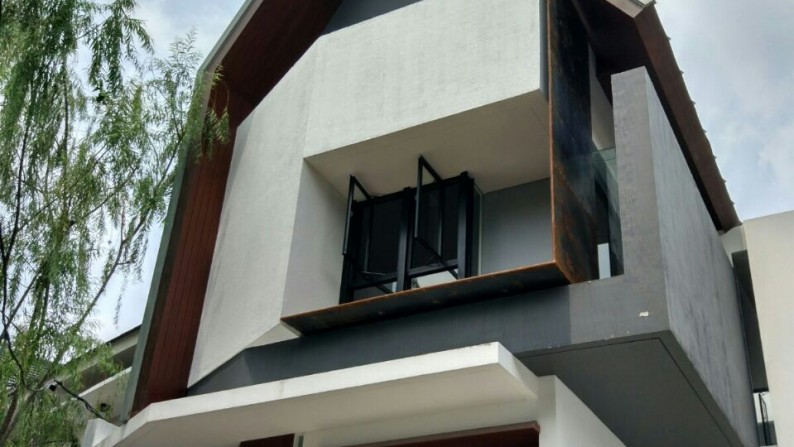 Rumah Roofhouse Cilandak - Jakarta Selatan