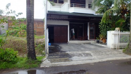 Rumah asri di sektor 1 Bintaro Jaya, DKI