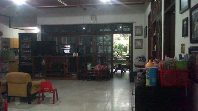 Rumah asri di sektor 1 Bintaro Jaya, DKI