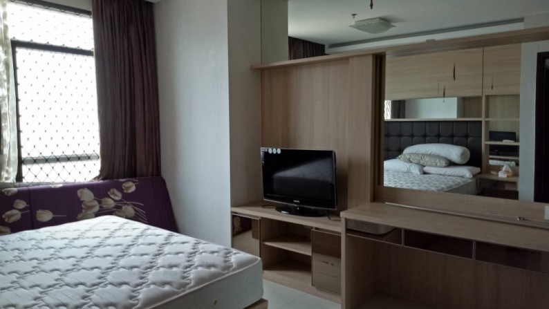 Dijual Apartemen Fully Furnished di Central Park