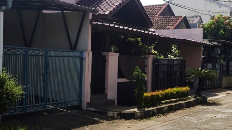 Rumah Nyaman dan Siap Huni di Kawasan Villa Pamulang Mas, Pamulang