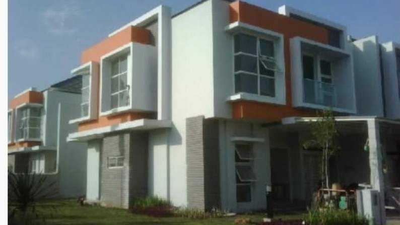 Rumah Minimalis Grand Orchard di hoek