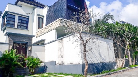 Rumah Baru 2 Lantai di Nusa Dua, Dekat Tol dan ITDC