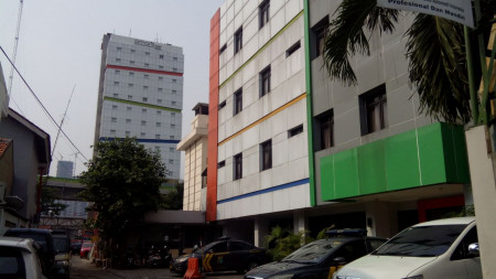 Gedung Kosan 31 Kamar Tidur, Bagus Untuk Investasi, Selalu Penuh