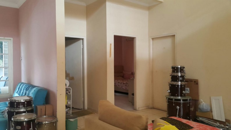 Dijual Rumah Posisi Hoek di Sektor 1B - Gading Serpong