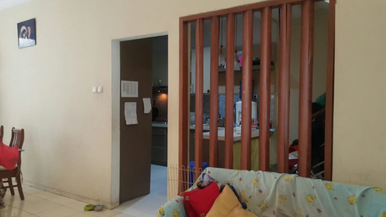 Dijual Rumah Posisi Hoek di Sektor 1B - Gading Serpong