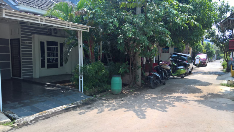 Dijual Rumah di Cluster Puri Nusa - Binong, Karawaci