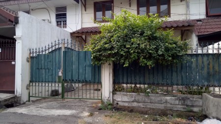 sewa rumah dekat ciputra word strategis