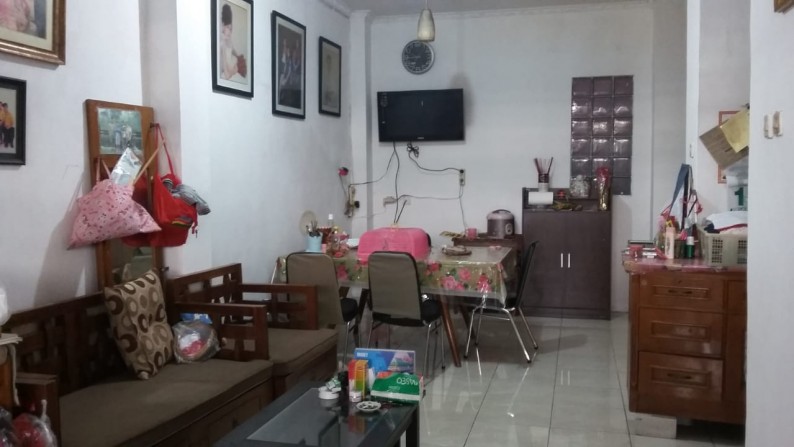 Rumah di Gading Griya Residence Kelapa Gading