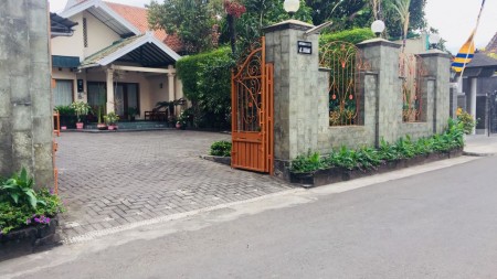 RUMAH LUAS DITENGAH KOTA YOGYAKARTA.