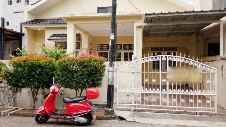 Rumah Bagus Di Kucica, Bintaro Jaya