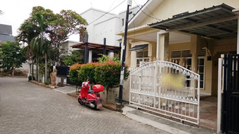 Rumah Bagus Di Kucica, Bintaro Jaya