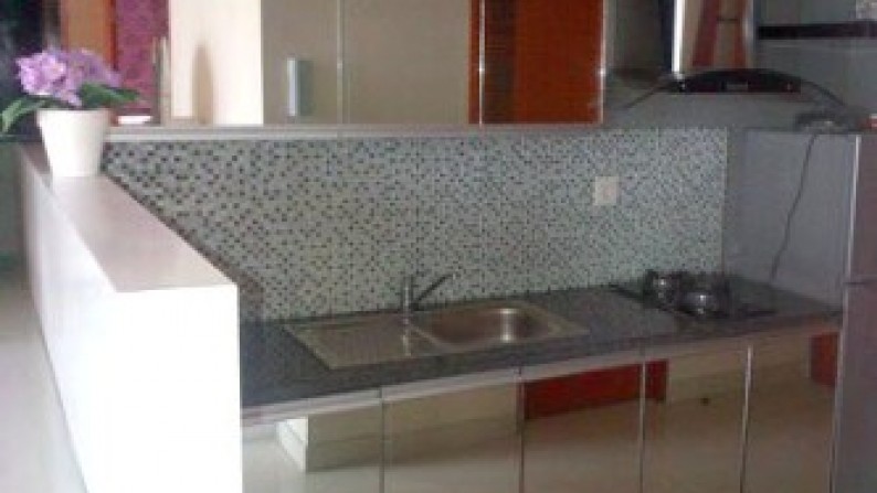 Sewa Apartemen Mewah, 2BR, Full Furnished, View City, Siap Huni