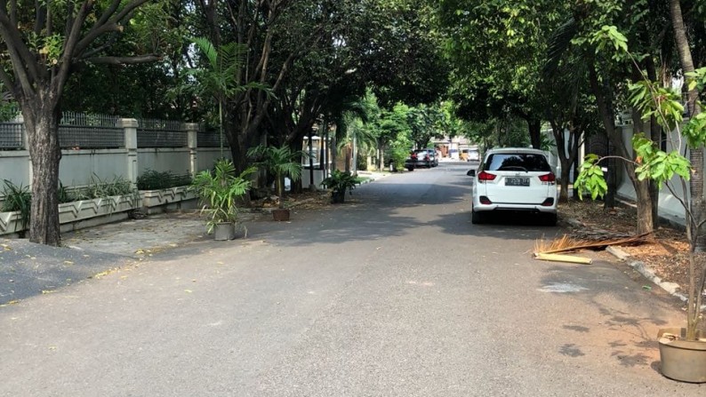 Rumah Mewah,Bagus,siap huni di Kuningan Timur Setiabudi