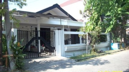 Rumah 1.5 Lantai, Bagus + Terawat, Row depan Paving, Siap Huni