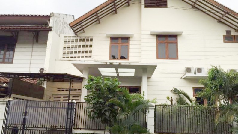 Rumah Bagus Di Jl Pinang Merah, Pondok Indah