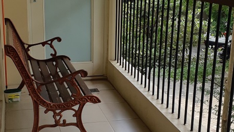 Rumah di Serenia Hills 1, Lebak Bulus, Jakarta Selatan, Furnished, Siap Huni, 5 Kamar Tidur