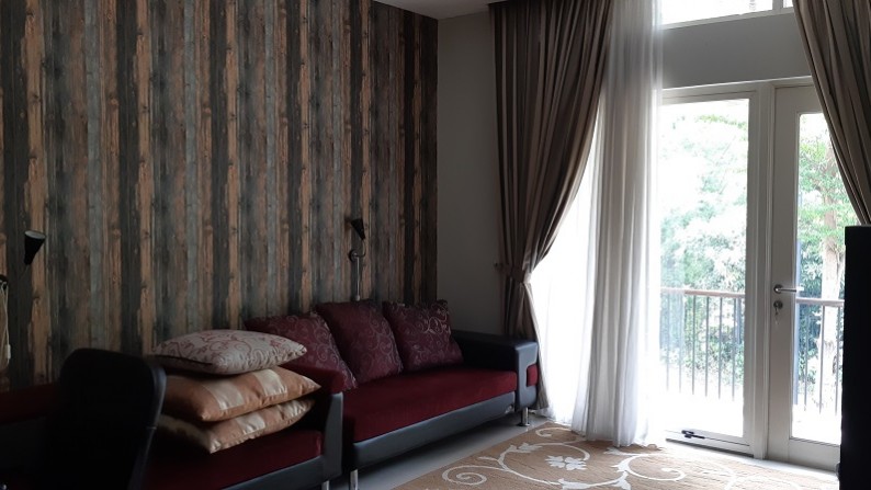 Rumah di Serenia Hills 1, Lebak Bulus, Jakarta Selatan, Furnished, Siap Huni, 5 Kamar Tidur