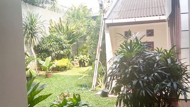 Rumah Cantik Siap Huni Di Kebon Jeruk - Jakarta Barat