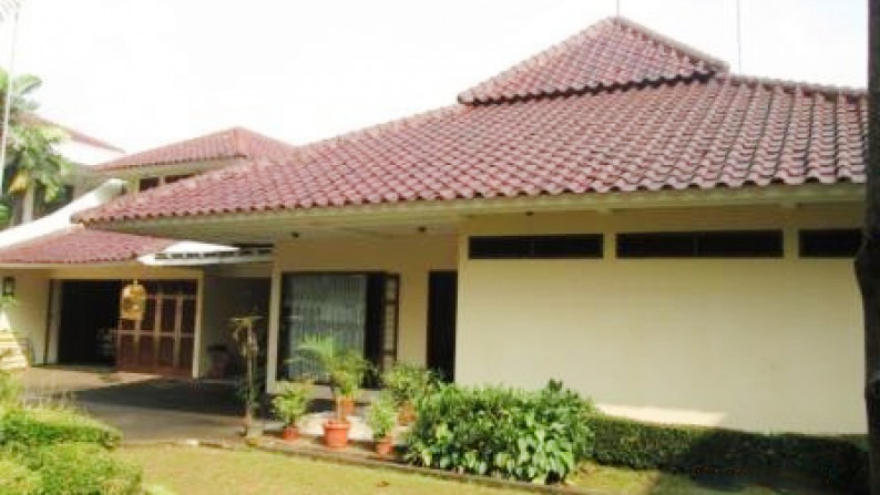 Rumah Luxury di Kawasan Bintaro Sektor 1, Jakarta Selatan