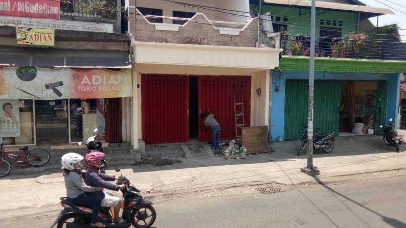 Jual sewa Ruko Tengah Kota dekat blauran