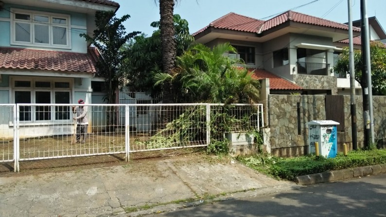 Rumah siap huni,lokasi oke,jalan lebar di Bintaro Jaya 7