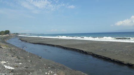 Beachfront 1,9 ha at Siyut Beach, 5 min to Safari Park