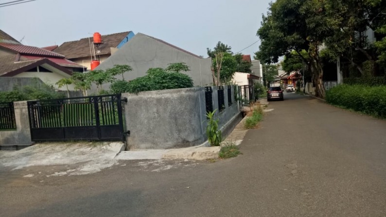 Rumah Siap Huni,Bagus sekali  di Villa Bintaro Indah