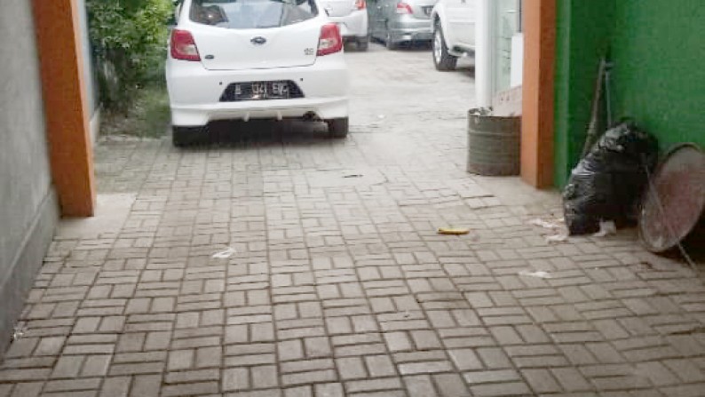 Kos kosan Di Jl Margasatwa, Jakarta Selatan