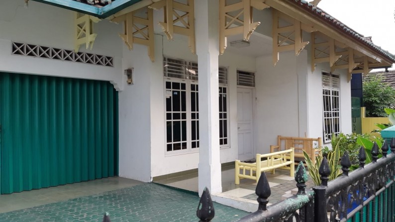 Rumah klasik  Komplek Nusa Hijau - Cimahi