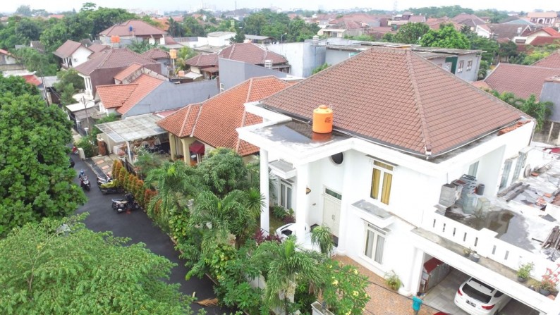Rumah Megah dan Masih Terawat Di Selatan Jakarta