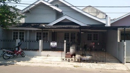 Rumah Nyaman dan Siap Huni di Kawasan Kucica, Bintaro