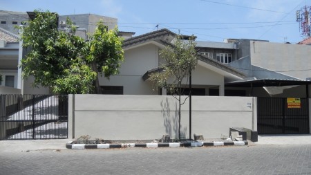 Sewa Rumah Darmo Permai lebar 15 5 kamar