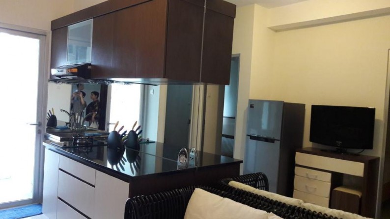 Dijual Murah Apartment Gunawangsa MERR 2 Bedroom Fully Furnished Mewah Tinggal Bawa Koper