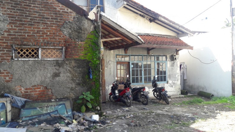 Gudang Tengah Kota Jl Moch Toha , Jarang Ada