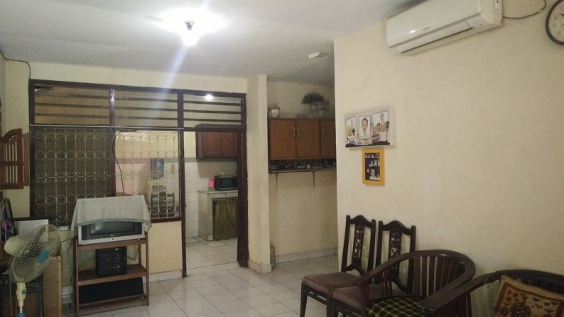 Dijual Rumah Strategis Pondok Cikunir Indah Bekasi