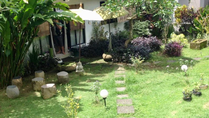 A Beautiful 3 Bedrooms with River View on 900 Sq M of Leasehold Land For Sale just 15 Minutes From Ubud Center