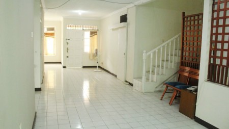 Rumah Bagus Di Cendrawasih, Bintaro, Jakarta Selatan