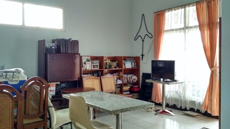 Dijual Rumah Dekat Setra Duta Sari Asih, Bandung