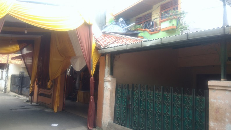 Palmerah Rumah Kost & Rumah Induk di Jual - Jakarta Barat