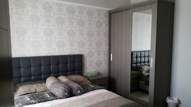 Apartemen Royal Medit 2BR + 1 FF Mewah Central Park 53m2