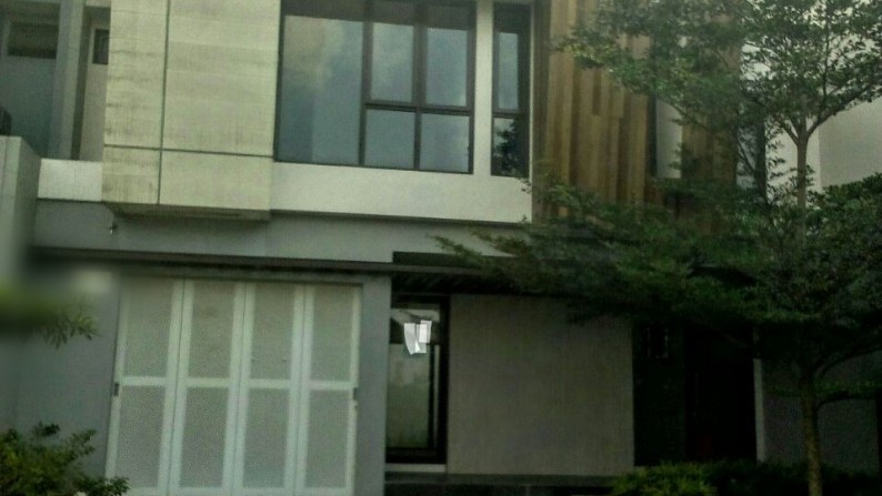 DIJUAL RUMAH  DI BSD  BARU PRESTIGIA EMINENT  