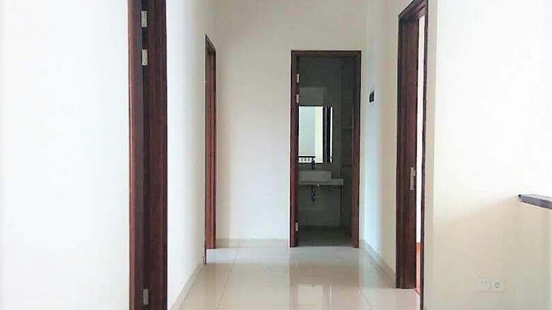 DIJUAL RUMAH  DI BSD  BARU PRESTIGIA EMINENT  