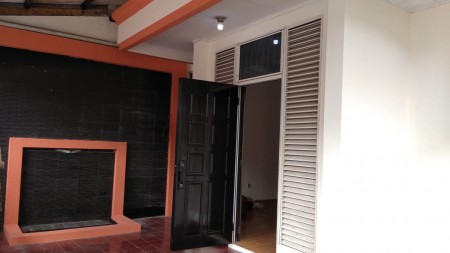 Rumah Di Taman Modern Cakung Jakarta Timur